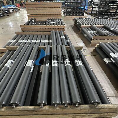 L'usine produit des rouleaux durs de haute qualité, des rouleaux de nylon et des rouleaux de Rilsan,