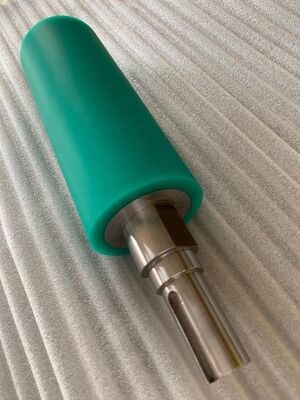 Rouleau en caoutchouc de Silicone de Machine de stratification d'impression adaptée aux besoins du client de prix bas d'usine